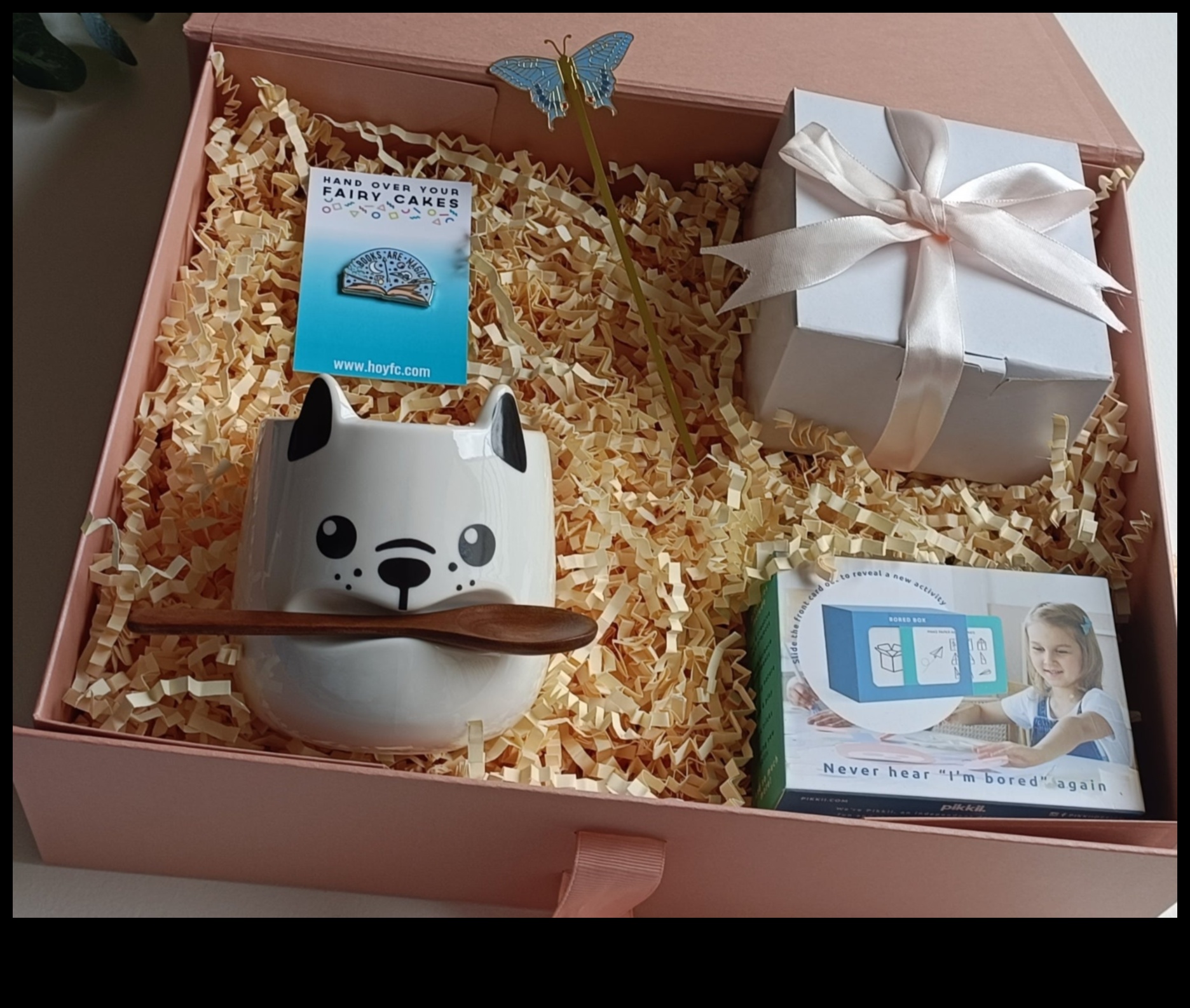 Μικροσκοπικοί Θησαυροί: Δώρα από καρδιάς για τον εορτασμό της νέας άφιξης