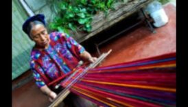 Τεχνικές χειροτεχνίας για ύφανση: Δημιουργία υφαντικής τέχνης με κλωστές