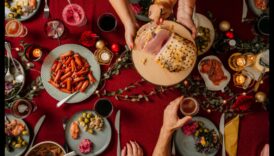 Nighttime Feast: Culinary Extravaganza σε κάθε μπουκιά δείπνου